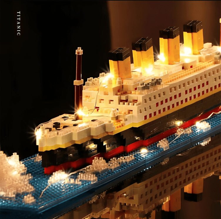 Titanic Ship – 1878 PCS Historical DIY Building Brick Set STEM building block toy by LOLIPOL
