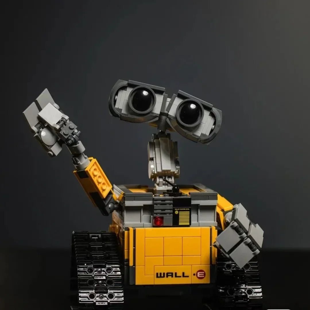 Wall - E Robot Building Set – 687 PCS Movie - Inspired Toy 6+ STEM building block toy by LOLIPOL